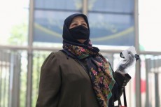 イラン保健省、国民に公共の場でのマスク着用を勧告