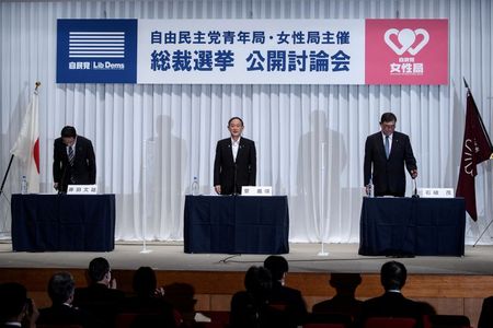コロナ禍の財政「まずは経済再生」と菅氏、自民総裁選で公開討論会