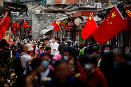 中国、10月の大型連休で国内観光回復　昨年の水準には届かず
