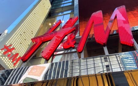 Ｈ＆Ｍがミャンマーへの発注中止、抗議デモ弾圧に懸念