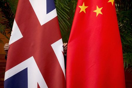 中国、英大使を召喚　海外メディア擁護する「不適切」な論説巡り