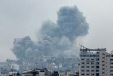 イスラエル、ハマスとの戦闘で予備役30万人招集　700人死亡確認