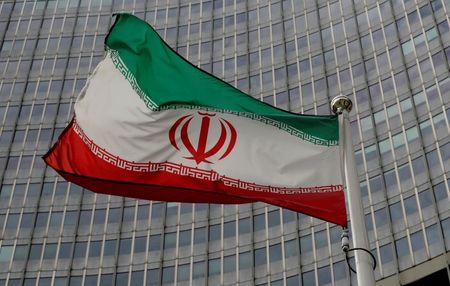 イラン、サウジとの協議を公式に認める　最善の努力を約束