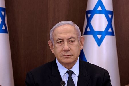 イスラエル政権、緊急の挙国一致政府樹立で野党トップと合意