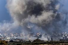 イラン外相、ガザ戦争の拡大「不可避」と警告