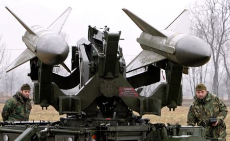 米、ウクライナに防空システム関連装備売却　最大1.38億ドル