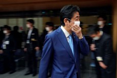 みなし失業制度早急に具体化、与党家賃支援案に敬意＝安倍首相