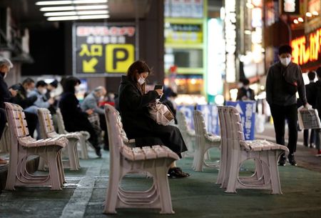 東京都で新たに595人がコロナ感染、重症者67人に増加