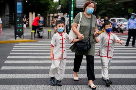 中国、コロナ警戒態勢を維持　足元の感染拡大4週目