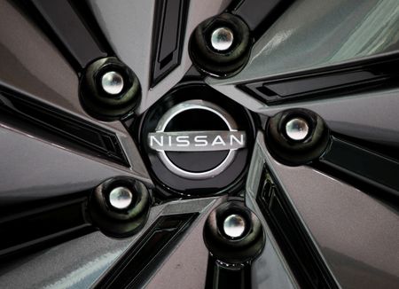 日産、ＥＶを蓄電池に活用　26年に英国で導入へ