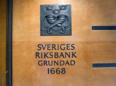 スウェーデン中銀、政策金利据え置き　当面据え置く見通しも維持
