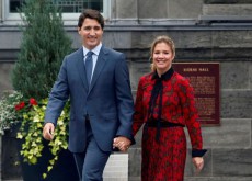 カナダのトルドー首相が自主隔離、妻がインフルに似た症状