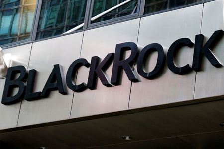 米ブラックロック、中国で資産運用事業免許　ＣＣＢと合弁