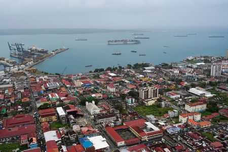 パナマ運河、1月通航量は約1年ぶり前月比減少　空き枠埋まらず