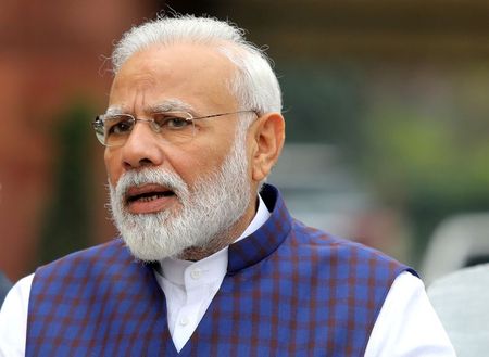 インド首相、新型コロナ対策で検査と接触追跡強化求める
