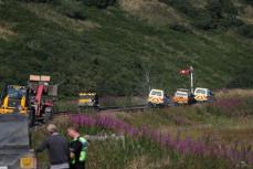 英スコットランドで旅客列車脱線、3人死亡　前夜は大雨