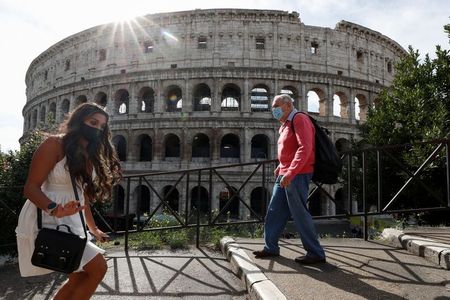 欧州各国で新たなコロナ規制、イタリアは集会の制限強化