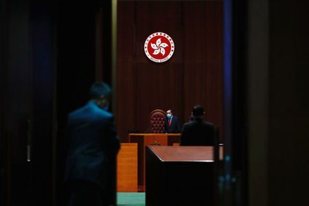 英、香港議員巡る中国の新規則は共同宣言違反　制裁を検討