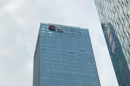 中国恒大の主要子会社、元建て債の支払い延期を保有者が承認