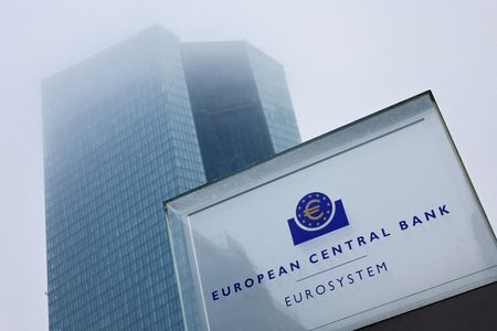 アングル：ＥＣＢ、10月利下げ観測後退　緩和の遅れ懸念する声も