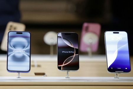 第4四半期スマホ出荷、アップル・サムスン減少　中国勢と競争激化