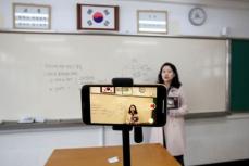 韓国、15日から首都圏の学校を閉鎖　年末までオンライン授業に