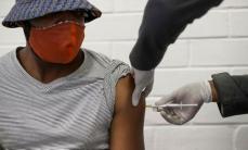 南ア、コロナ感染拡大で抑制策強化　ワクチン接種は来年初旬