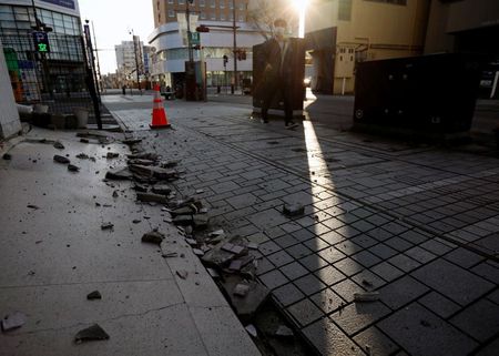 情報ＢＯＸ：半導体やビール工場の一部が操業停止　福島沖地震で