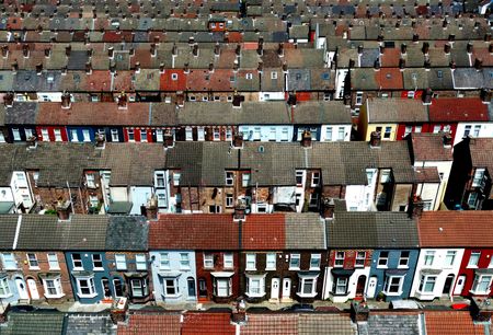 英住宅価格指数、14年ぶり低水準　ローン金利上昇響く