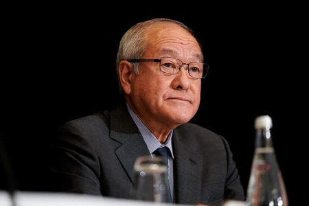 政策に摩擦生じないよう「密に意思疎通」＝政府・日銀連携で鈴木財務相