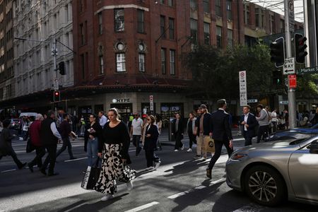 豪就業者数、10月は7カ月ぶり小幅増　失業率4.1％で横ばい