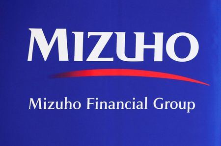 ＭＵＦＧ、通期純利益予想を1.75兆円に上方修正　追加自己株取得も