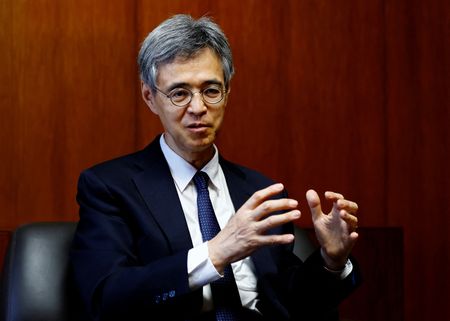 来週会合で利上げ行うか議論、タイミング「難しい」＝氷見野日銀副総裁