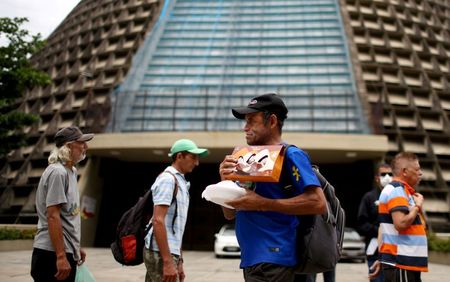 ブラジルの新型コロナ感染者、実際は公式統計の12倍も＝研究者