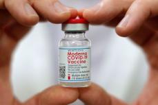米モデルナ、新たなコロナワクチンの初期治験開始