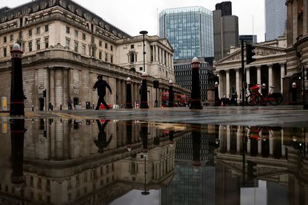 暗号資産など技術革新、金融の安定損ねるべきでない＝英中銀総裁