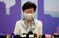 香港行政長官、国家安全法反対派は「市民の敵」