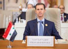 シリア前大統領が初声明、8日にロシアに移動と表明