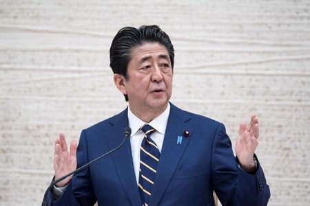 私の責任は感染拡大を一日も早く終わらせること＝安倍首相