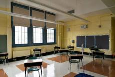 ＮＹ市、公立学校の対面授業開始を再延期　教員組合が懸念表明