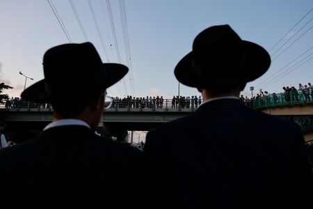 ユダヤ教超正統派神学生の徴兵開始へ、イスラエル軍が最高裁判断受け