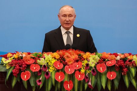 ロシア大統領、ベトナム訪問招請を受諾　北京で首脳会談