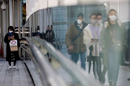 政府景気判断、2月は10カ月ぶり下方修正　緊急事態宣言で消費下押し