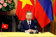 ベトナム、ラム国家主席が党書記長職務を暫定代行　異例の措置