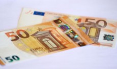 ユーロ上昇、独仏のコロナ基金提案で買い継続＝ＮＹ市場