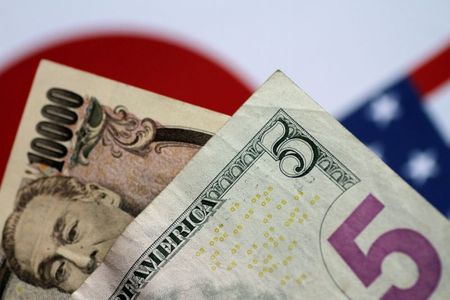 ドル114円半ばで小動き、米長期金利につられ一進一退