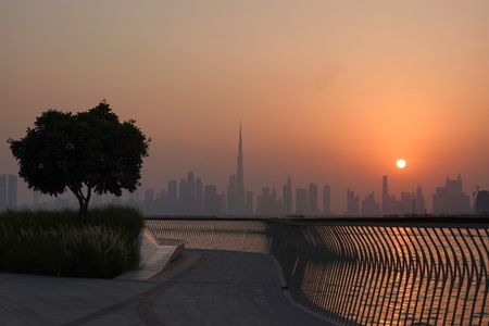 ＵＡＥ経済は好調　今年予想上回る4％成長へ　ＩＭＦ予測