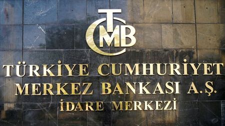 トルコ中銀が50ｂｐの利下げ、コロナ禍の最悪期脱した公算