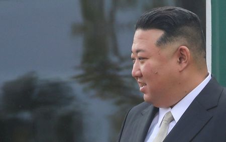 北朝鮮の金総書記、政治局会議で訪ロの成果説明　関係強化策を協議