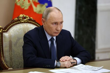 ロシア新型中距離弾、実戦下での試験継続　即時使用可能＝プーチン氏